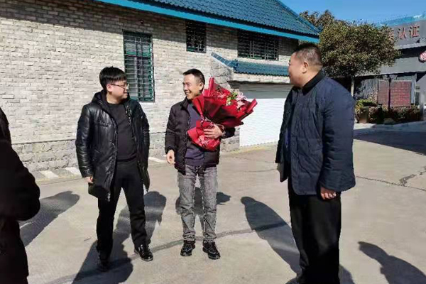 喜迎新春，南莫鎮領導到我公司慰問走訪
